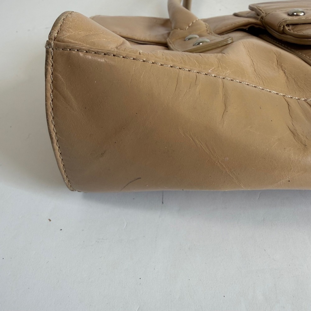 Neutral Leather Shoulder Bag Y2K Tan East West Baguette Studded - Picture 9 of 9